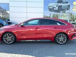 Czerwony Używany 2019 Kia ProCeed 4 Hatchback | 83 900 zł (Uczciwa cena)