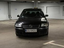 Czarny Używany 2003 VW Passat Sedan/Limuzyna | 5800 zł (Dość drogi)