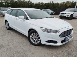 Biały Używany 2018 Ford Mondeo Kombi | 45 900 zł (Uczciwa cena)