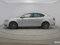 Srebrny Używany 2019 Skoda Octavia LAURIN & KLEMENT Sedan/Limuzyna | 54 900 zł (Uczciwa cena)