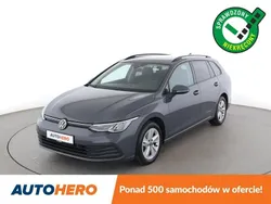 Szary (metalik) Używany 2021 VW Golf VIII Kombi | 75 700 zł (Uczciwa cena)