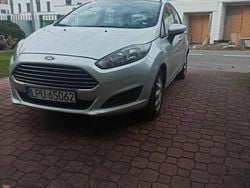 Srebrny Używany 2015 Ford Fiesta Hatchback | 20 500 zł (Uczciwa cena)