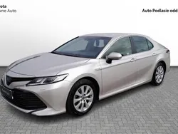 Inny kolor Używany 2020 Toyota Camry Comfort Sedan/Limuzyna | 89 900 zł (Dość drogi)