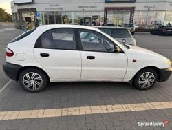 Biały Używany 1999 Chevrolet Lanos Hatchback | 3000 zł (Uczciwa cena)