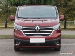 Bordowy Używany 2023 Renault Trafic Van | 124 999 zł (Dobra cena)