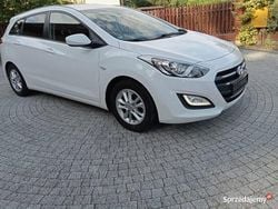 Biały Używany 2015 Hyundai i30 Kombi | 33 900 zł (Uczciwa cena)