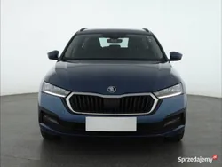 Niebieski Używany 2021 Skoda Octavia Kombi | 68 999 zł (Uczciwa cena)