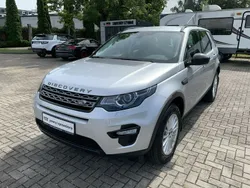 Srebrny Używany 2018 Land Rover Discovery Sport SUV | 104 900 zł (Dość drogi)