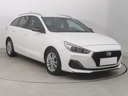 Biały Używany 2018 Hyundai i30 Kombi | 41 499 zł (Dobra cena)
