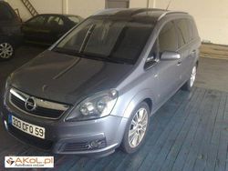 Niebieski ciemny (metalik) Używany 2007 Opel Zafira Minivan | 32 985 zł