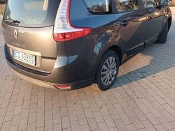 Grafitowy Używany 2011 Renault Grand Scénic III Minivan | 17 800 zł (Uczciwa cena)