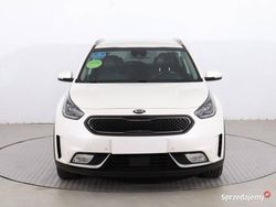 Biały Używany 2018 Kia Niro SUV | 71 999 zł (Uczciwa cena)