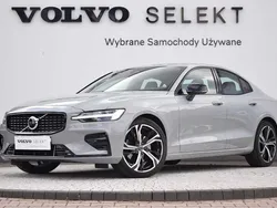 Szary Używany 2024 Volvo S60 Sedan/Limuzyna | 164 900 zł (Dość drogi)