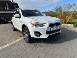 Biały Używany 2016 Mitsubishi ASX SUV | 49 800 zł (Dość drogi)