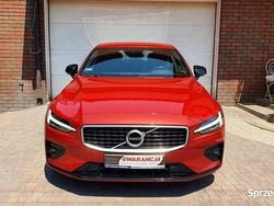 Bordowy Używany 2019 Volvo S60 R-Design Sedan/Limuzyna | 91 900 zł (Uczciwa cena)