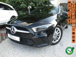 Czarny Używany 2020 Mercedes A200 Hatchback | 77 150 zł (Super Cena)