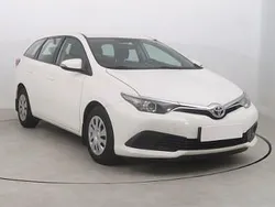 Biały Używany 2015 Toyota Auris Kombi | 31 999 zł (Uczciwa cena)