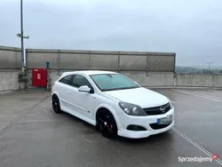 Biały Używany 2009 Opel Astra GTC OPC Coupe | 18 900 zł (Uczciwa cena)