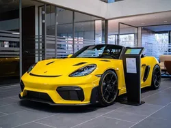 Racing yellow Nowe 2024 Porsche 718 Spyder | 845 000 zł