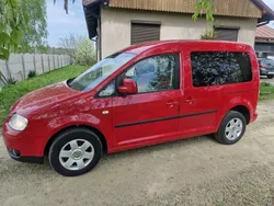 Czerwony Używany 2009 VW Caddy Minivan | 20 999 zł (Dość drogi)