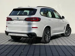 Biel mineralna metalizowany Używany 2023 BMW X5 Comfort Edition SUV | 284 900 zł (Dobra cena)