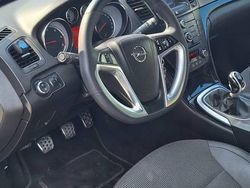 Czarny Używany 2011 Opel Insignia Sedan/Limuzyna | 18 500 zł (Dobra cena)