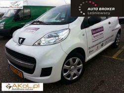 Biały Używany 2011 Peugeot 107 Hatchback | 16 300 zł (Drogi)