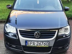 Czarny Używany 2009 VW Touran Cross Minivan | 12 500 zł