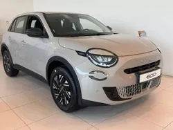 Beżowy Nowe 2024 Fiat 600 Sedan/Limuzyna | 95 600 zł
