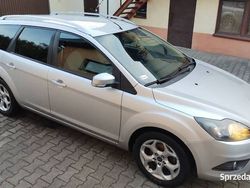 Srebrny Używany 2010 Ford Focus Sedan/Limuzyna | 16 500 zł