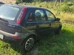 Używany 2001 Opel Corsa Sedan/Limuzyna | 2000 zł (Dobra cena)