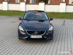 Granatowy Używany 2014 Volvo V40 Kombi | 27 500 zł (Uczciwa cena)