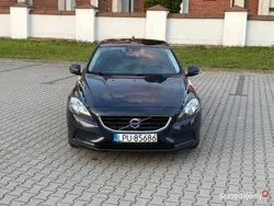 Granatowy Używany 2014 Volvo V40 Kombi | 27 500 zł (Uczciwa cena)