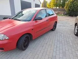 Czerwony Używany 2004 Seat Ibiza Hatchback | 4000 zł (Uczciwa cena)