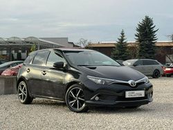 Czarny Używany 2018 Toyota Auris Hatchback | 54 900 zł (Uczciwa cena)