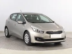 Beżowy Używany 2017 Kia Ceed Hatchback | 37 999 zł (Dobra cena)