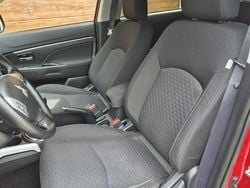 Czerwony Używany 2011 Mitsubishi ASX SUV | 32 900 zł (Dość drogi)