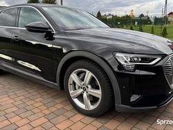 Czarny Używany 2021 Audi e-tron S-Line SUV | 119 000 zł