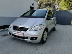 Srebrny Używany 2005 Mercedes A180 Sedan/Limuzyna | 12 900 zł