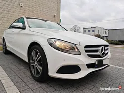 Biały Używany 2015 Mercedes C180 Sedan/Limuzyna | 62 290 zł (Uczciwa cena)