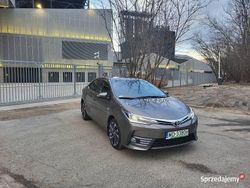 Grafitowy Używany 2017 Toyota Corolla Sedan/Limuzyna | 64 500 zł (Uczciwa cena)