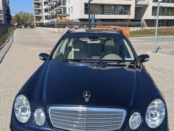 Niebieski Używany 2005 Mercedes E280 Kombi | 9400 zł