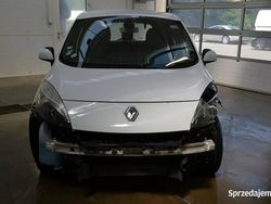 Biały Używany 2012 Renault Scénic III Minivan | 7500 zł