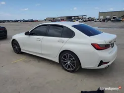 Biały Używany 2021 BMW 330 Sedan/Limuzyna | 85 000 zł