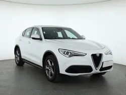 Biały Używany 2017 Alfa Romeo Stelvio SUV | 91 999 zł (Uczciwa cena)