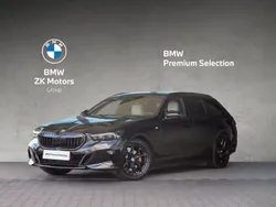 Czarny szafir metalizowany Używany 2024 BMW 530e Comfort Edition Kombi | 309 900 zł (Uczciwa cena)