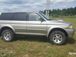 Złoty Używany 2006 Mitsubishi Pajero SUV | 25 900 zł