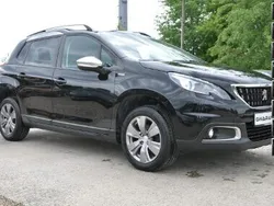 Czarny (metalik, perła) Używany 2019 Peugeot 2008 SUV | 37 800 zł (Super Cena)