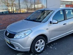 Srebrny Używany 2009 Dacia Sandero Hatchback | 13 900 zł (Uczciwa cena)