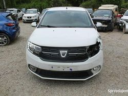Biały Używany 2017 Dacia Sandero Hatchback | 10 900 zł